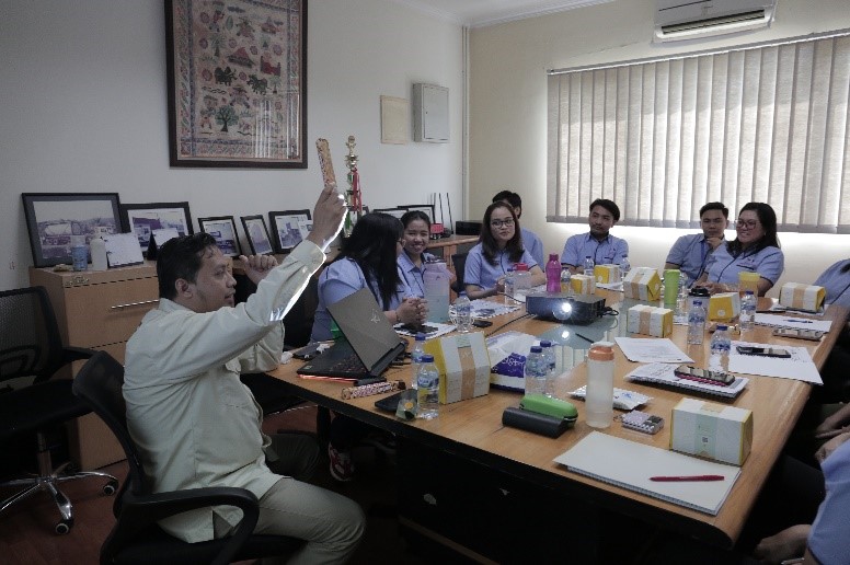 Meeting staff Pakar Lingkungan
